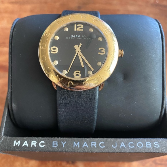 MARC by Marc Jacobs Black/Gold Leather Watch - Picture 1 of 5